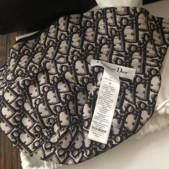 Christian dior bucket hat reversible - Picture 4 of 7